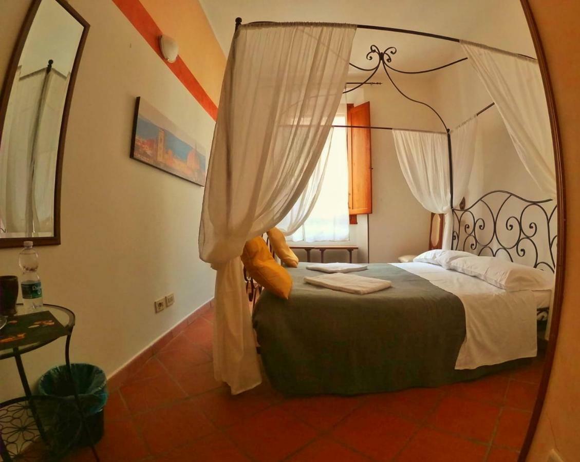 Holiday Rooms Florencia Exterior foto